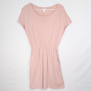 H&M Soft Pink T-shirt Dress with pockets Medium